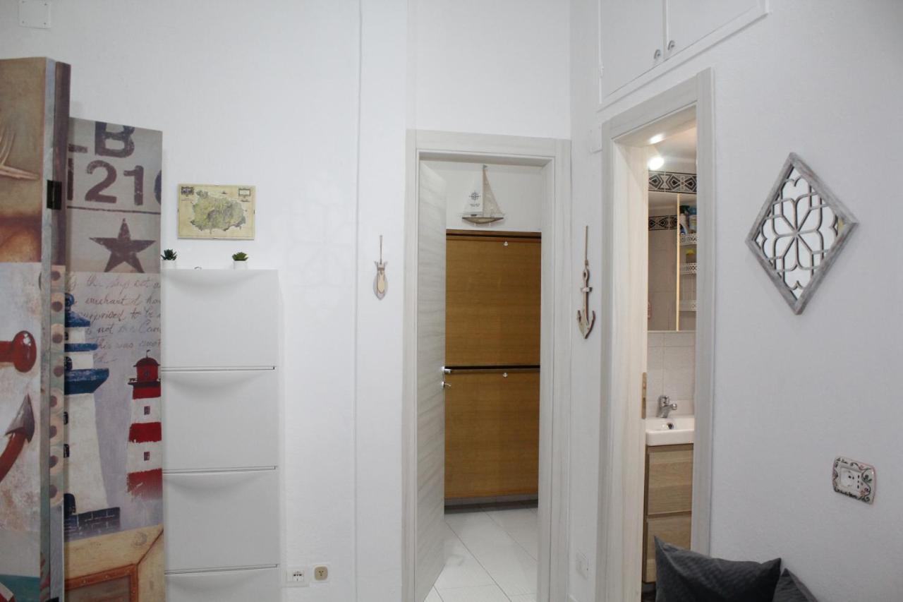 Ferienwohnung La Casa Ridente : Ischia Porto Exterior foto